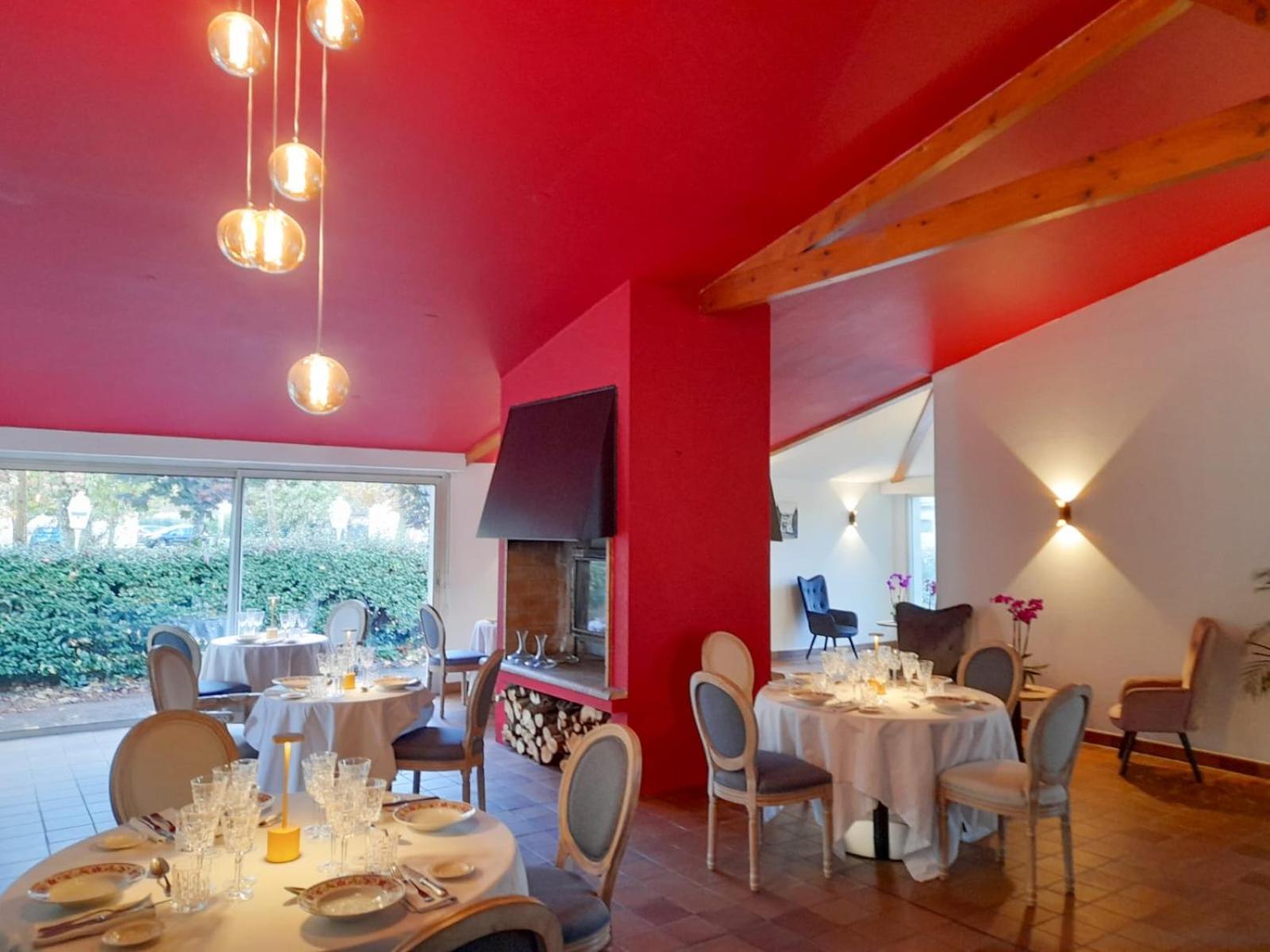 Hotel Platanes - Kb Hotel Group Etauliers المظهر الخارجي الصورة