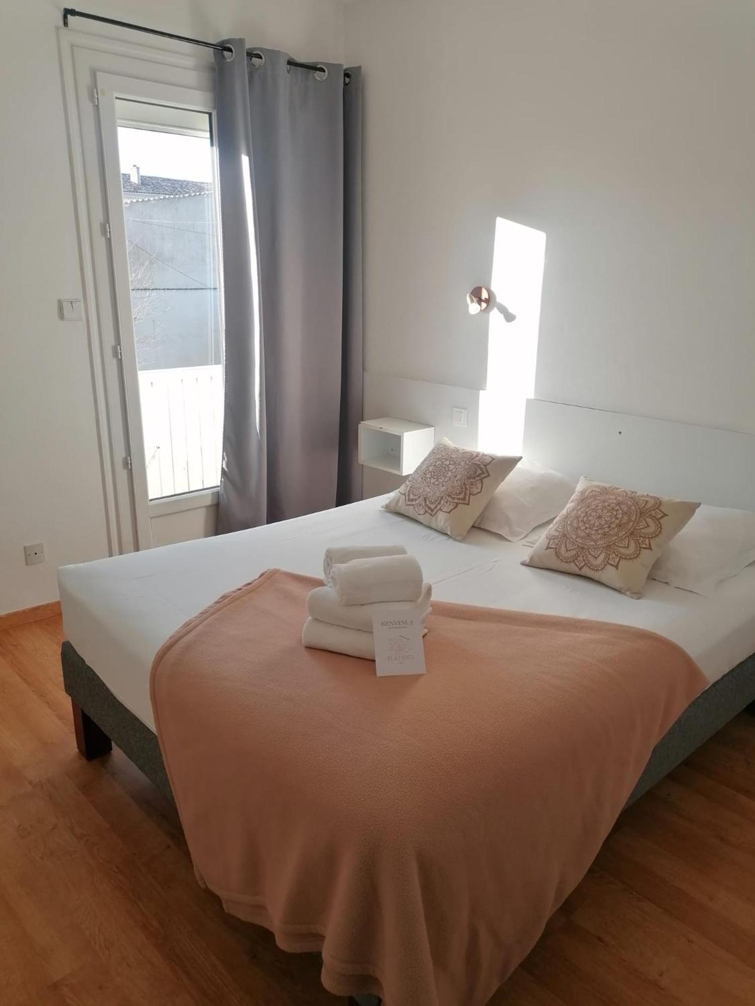 Hotel Platanes - Kb Hotel Group Etauliers المظهر الخارجي الصورة